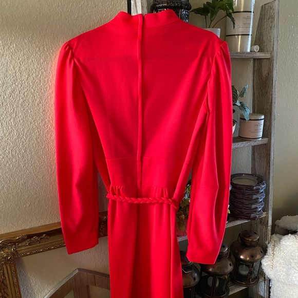 VINTAGE BLEEKER STREET 70s keyhole red dress - Picture 5 of 7